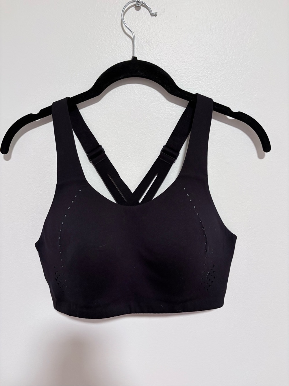 Lululemon sports bra size 32D